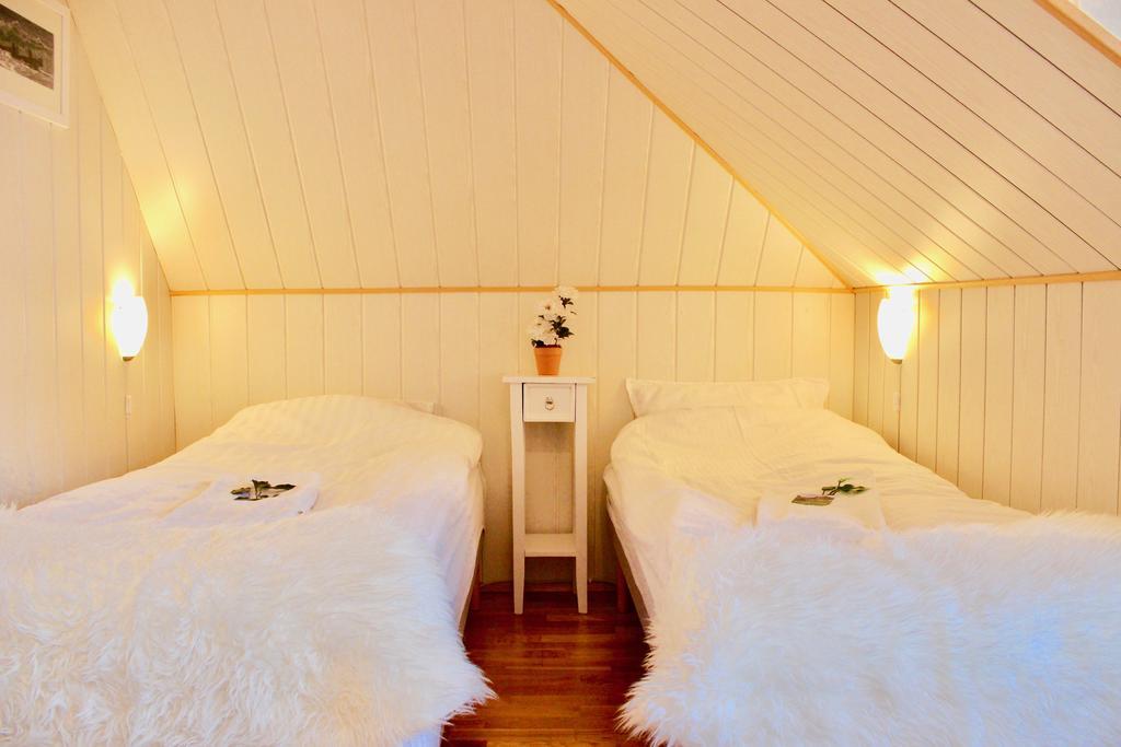Guesthouse Arny Вестманеяр Екстериор снимка